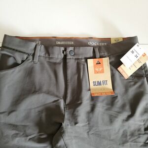 NEW Dockers Slim Fit Smart 360 Tech Mens 36x34/33 Pants Green NWT